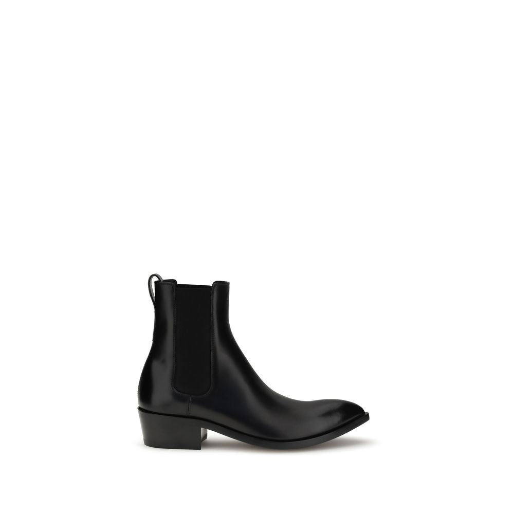 Tom Ford Black Calf Leather Bos Taurus Chelsea Boots with ankle-length construction and side elastic for snug fit.