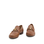 Valentino Garavani VLogo Signature loafers in foliage brown with flat leather sole and VLogo, size heel 0.9 in / 2.2 cm.